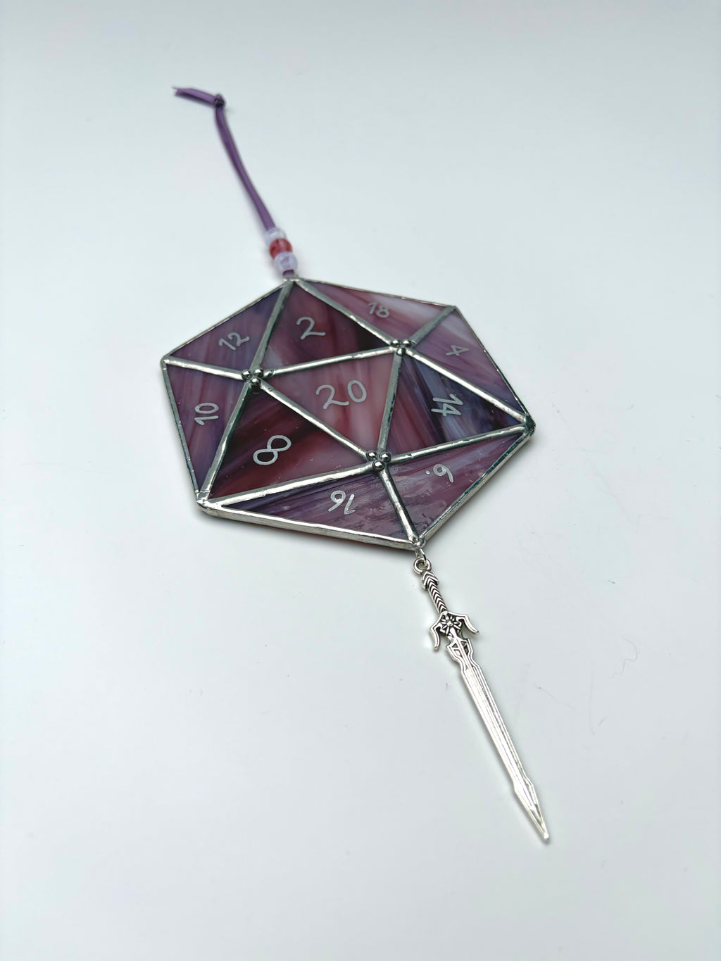 D20 - Paars